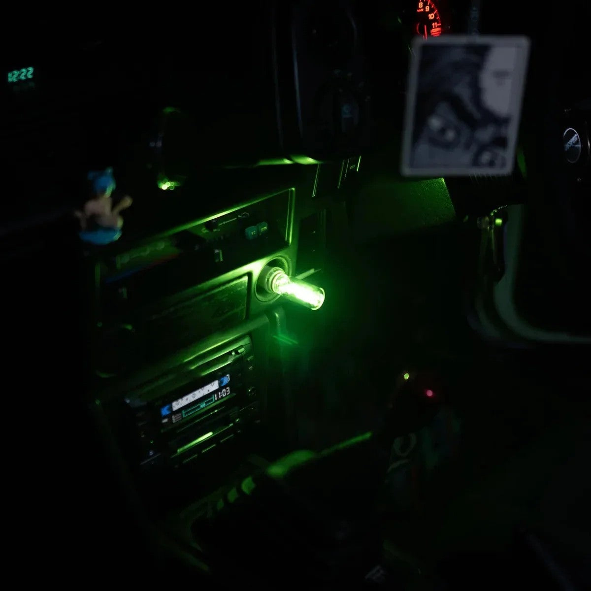 💡 RetroGlow Aura – Your New Vibe Plug 🔌✨